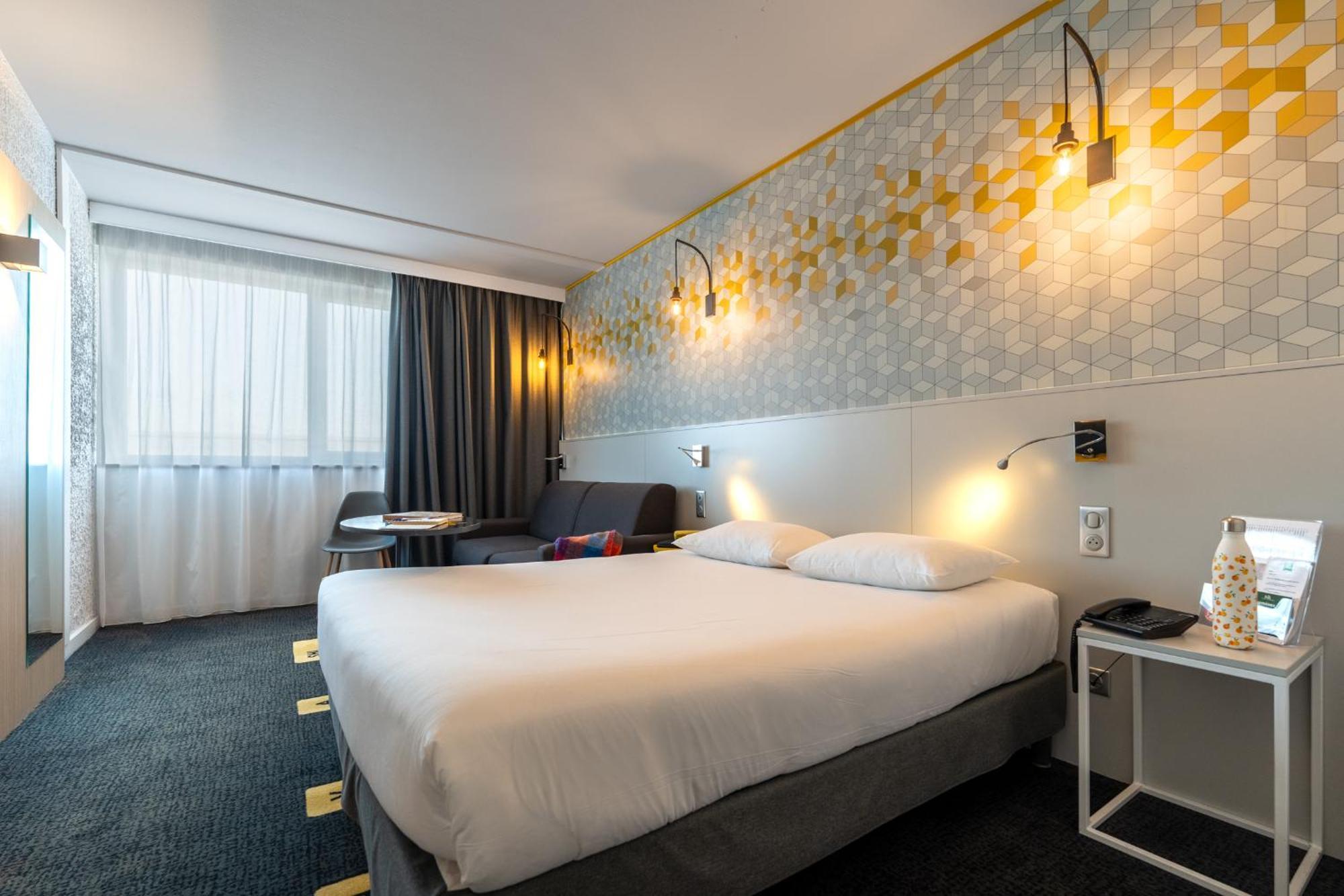 Ibis Styles Poitiers Nord Hotel Exterior photo